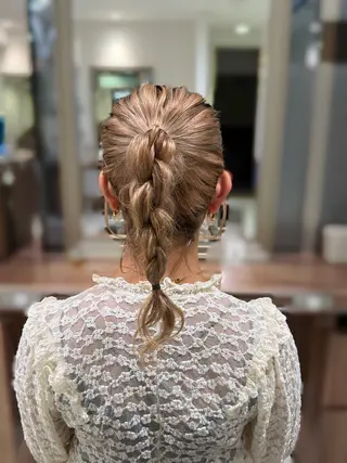 セミロング ヘアアレンジ 桜新町/ Mea⭐︎のヘアスタイル