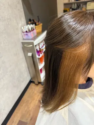 カラー レイヤー/コテパーマ 松本　希愛のヘアスタイル