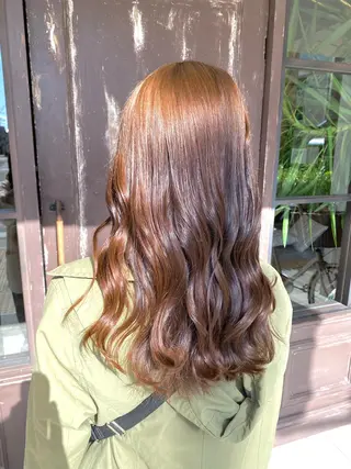 セミロング カラー 川越 輝梨奈のヘアスタイル