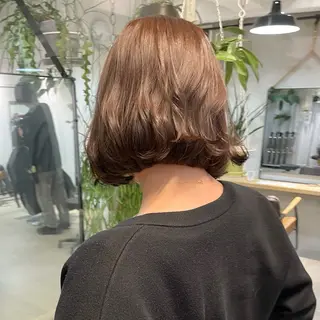 ショート カラー 艶カラー×似合わせ カットshihomiのヘアスタイル