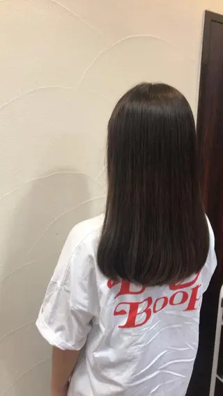 ロング カラー サプリームヘア 飯田みち瑠のヘアスタイル
