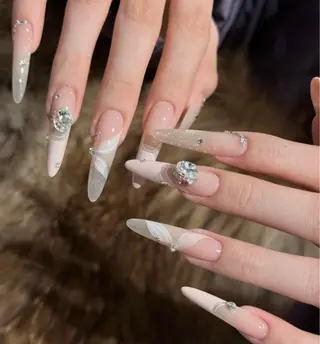 ネイル D-BEAUTY Nailsalonのネイルデザイン