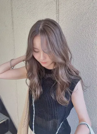 ロング カラー 🌈デザインヘア職人 Kaede🌈のヘアスタイル