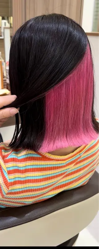 ショート カラー 【複雑履歴ブリーチ】 中村　玲仁のヘアスタイル