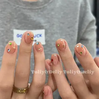 ネイル ToliyDeliy Nail Salonのネイルデザイン