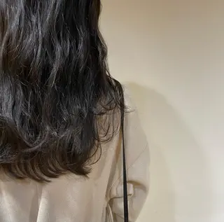 ロング カラー io濱川 遥のヘアスタイル