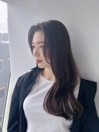 ロング カラー ヘアアレンジ 髪質改善🫧美髪矯正 🤍Yuiのヘアスタイル