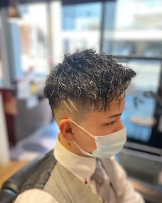 ショート パーマ メンズ 🔥無料メンズカット /パーマ🔥奥山のヘアスタイル