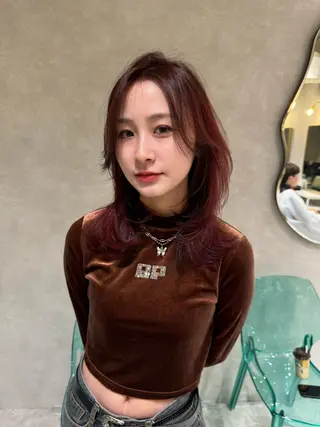 セミロング カラー ワンカールで盛れる レイヤー🎀Macoのヘアスタイル