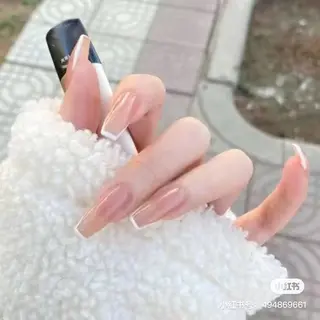 ネイル THE  ONE 藤本のネイルデザイン