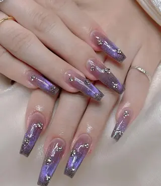 ネイル VIVIAN エイのネイルデザイン