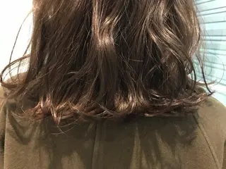 セミロング カラー 🌷小野田 睦🌷のヘアスタイル