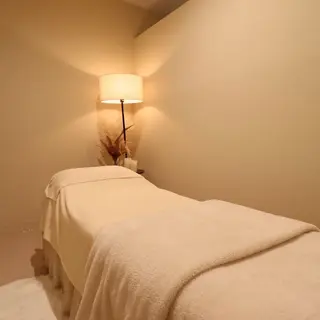 mignon /まつげパーマ・小顔のマツエク・マツパデザイン