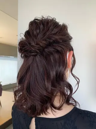 ミディアム おせ ちさとのヘアスタイル