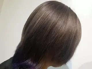 ショート カラー SAKURA (サクラ)のヘアスタイル