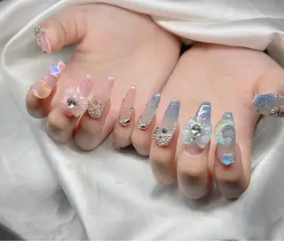 ネイル Lee Nailsのネイルデザイン