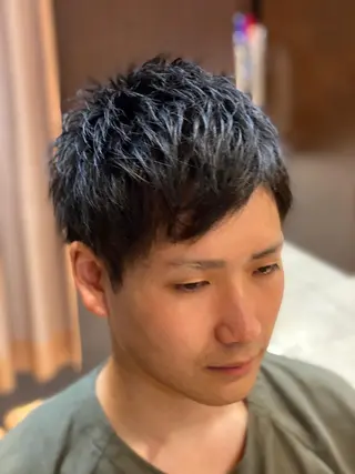 ショート 佐々木 宥人のヘアスタイル