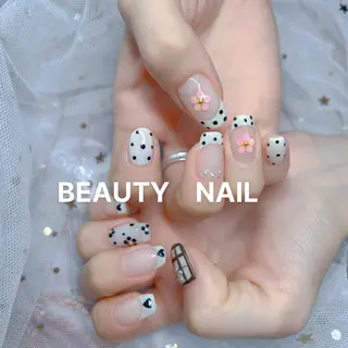 ネイル Moonstone Salonのネイルデザイン