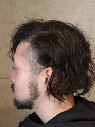 ミディアム 根岸 進のヘアスタイル