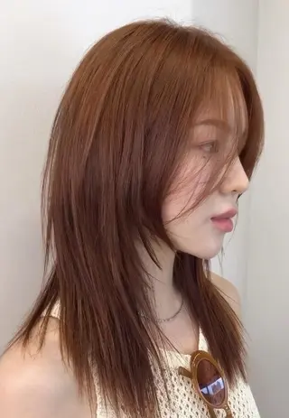 セミロング 愛瑠奈 erunaのヘアスタイル