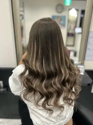 ロング カラー YUDU🍊 germe/ジェルムのヘアスタイル