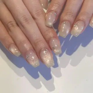 ネイル EmaNail+KIHAKUYA 肥後橋店所属・Emanail肥後橋 Hanaのネイルデザイン