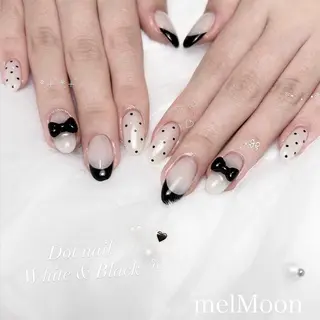 ネイル melMoon .のネイルデザイン