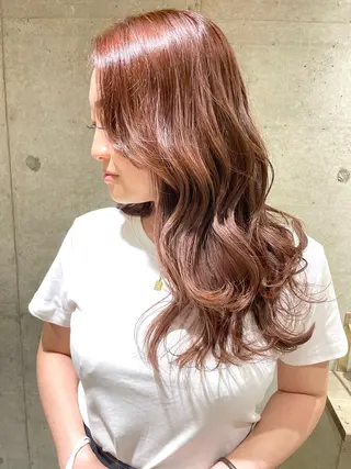 セミロング カラー ハイライトが 得意なニキです😊のヘアスタイル