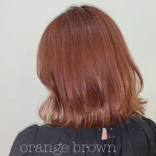 ショート カラー ぱつっとボブ/ 小野あかねのヘアスタイル