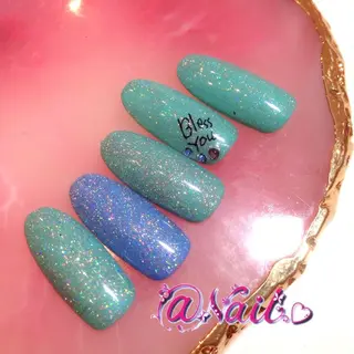 ネイル 小尾 栞のネイルデザイン