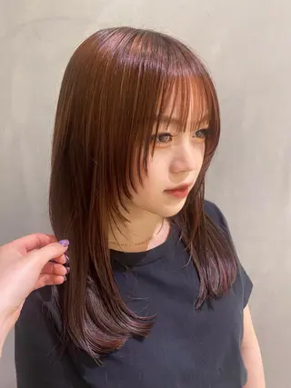 セミロング いとう ほのかのヘアスタイル