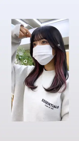 ロング カラー KVELL ユナのヘアスタイル