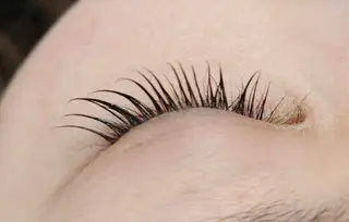 マツエク・マツパ ビューティーサロンMOMO所属・ビューティーサロン MOMOのマツエク・マツパデザイン