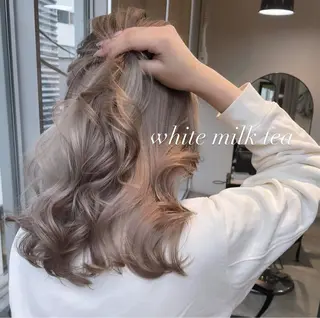 セミロング カラー 💜ハイトーン💛 マジカルかいちゃんのヘアスタイル