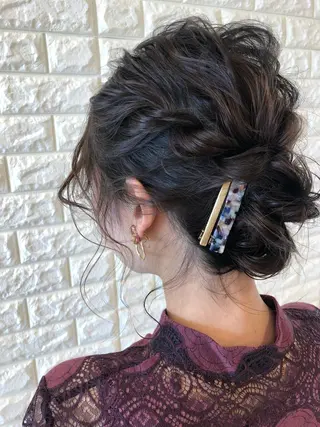 ミディアム ヘアアレンジ 盛れるレイヤーカット 得意🌹井上美沙のヘアスタイル