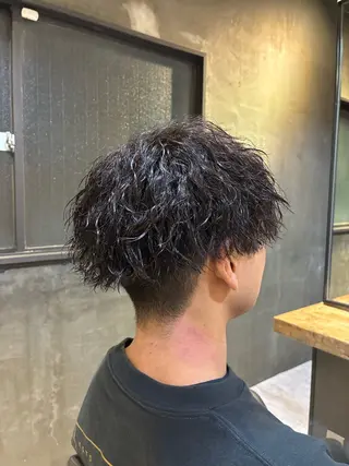 パーマ メンズ 阿部 翔一郎/暖色系カラーのヘアスタイル