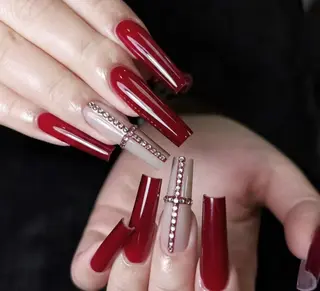 ネイル Pure&Rich Nailのネイルデザイン