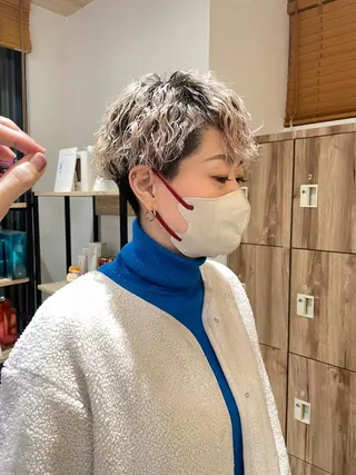 ショート カラー パーマ 似合わせ レイヤー須川のヘアスタイル