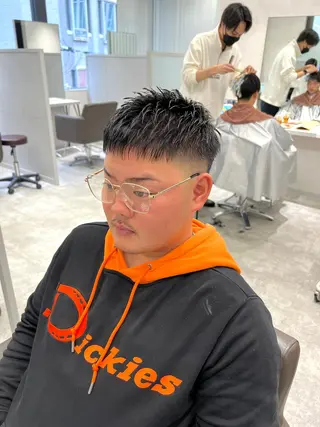 ショート 関西センターパート メンズモデル募集のヘアスタイル