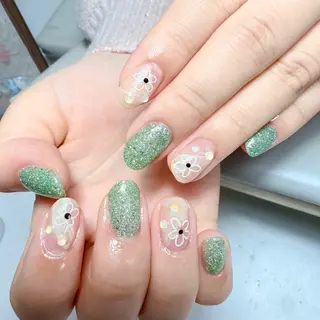 ネイル AngelChris ビューティーサロン琳のネイルデザイン