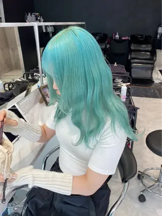 セミロング 🤍ムラ修正ブリーチ 🤍原宿/YUUのヘアスタイル