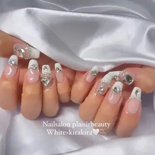 ネイル Nallsalon Plaisirbeauty所属・Plaisir beautyのネイルデザイン