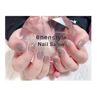 ショート ネイル 👑enen style👑のネイルデザイン