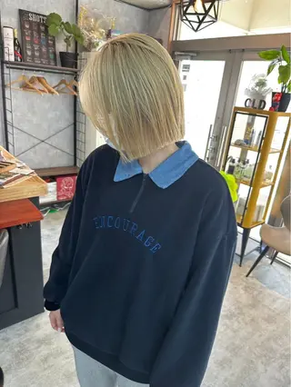 ショート カラー シールドヘアー/那覇 /縮毛矯正/ブリーチのヘアスタイル