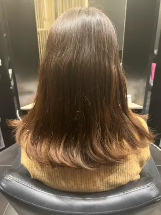 セミロング カラー 5月予約解放しまし たイルミナ公認荒井のヘアスタイル