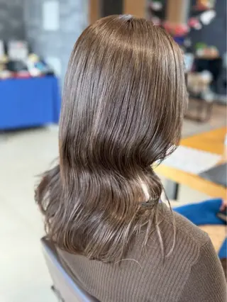 ミディアム カラー ⭐️佐藤壮也⭐️ 柔らかモテカラー🤎のヘアスタイル