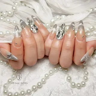 ネイル M2 BEAUTY Marieのネイルデザイン