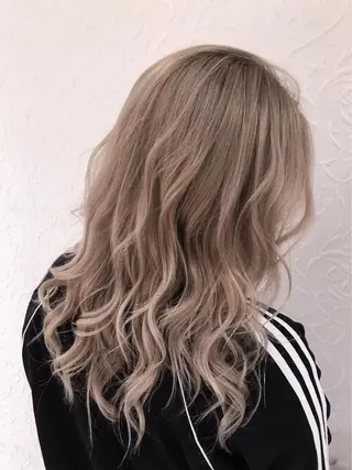 セミロング ヘアセット 野中のヘアスタイル