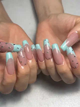 ネイル 🐈⬛ Minamiのネイルデザイン