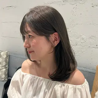 ミディアム 峯田 優花のヘアスタイル